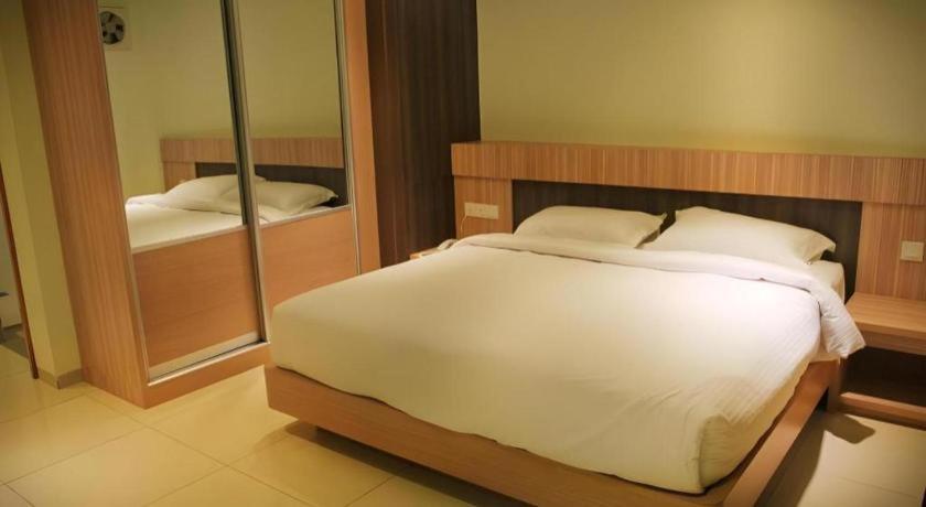 Ktc Hotel Sungkai Exterior photo